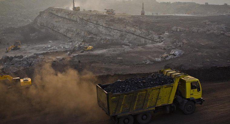 Cum este extras cărbunele?