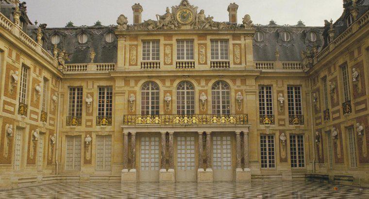 Cât de mult a costat să construiască Versailles?