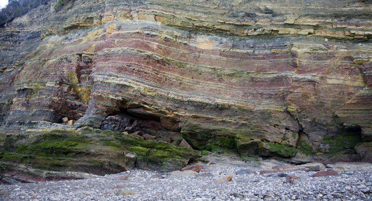 Unde sunt găsite rocile sedimentare?