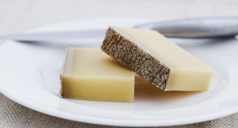 Ce este un bun înlocuitor pentru brânză de gruyere?
