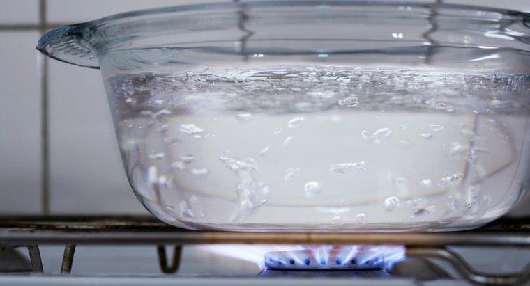 Care este punctul de fierbere al apei distilate?