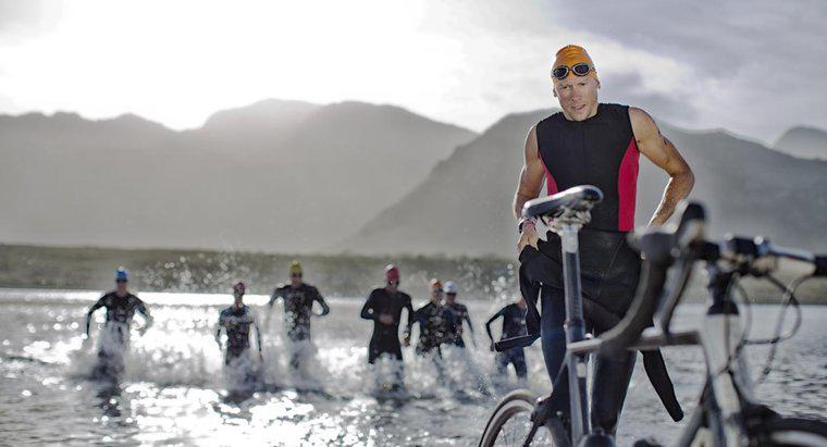 Cum mă antrenez pentru un triatlon Ironman?