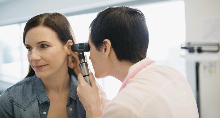 Care este tratamentul pentru daunele nervului urechii?