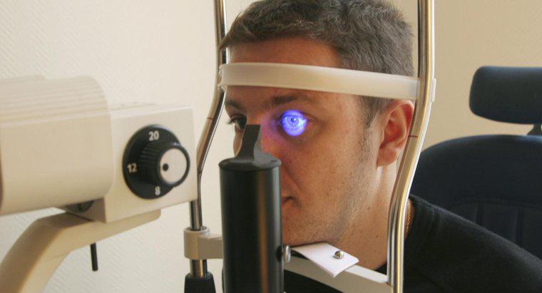 Ce tipuri de tumori se pot dezvolta in spatele ochiului?
