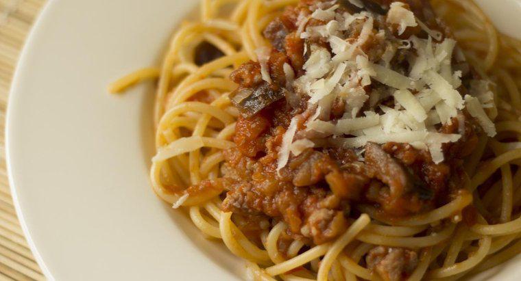 Cât de mult spaghete trebuie să gătiți pe persoană?