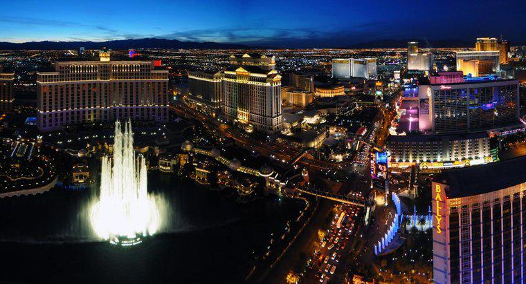 Cât de multă electricitate folosesc Las Vegas pe zi?