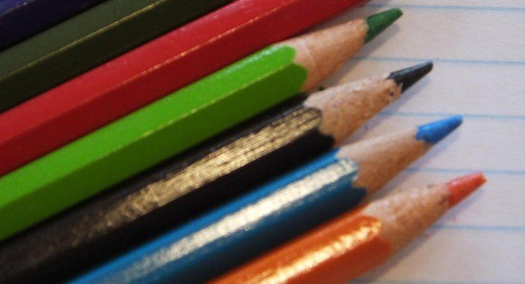 Cine a inventat creionul și când?