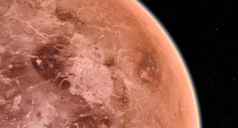 Care sunt temperaturile scăzute și ridicate la Venus?