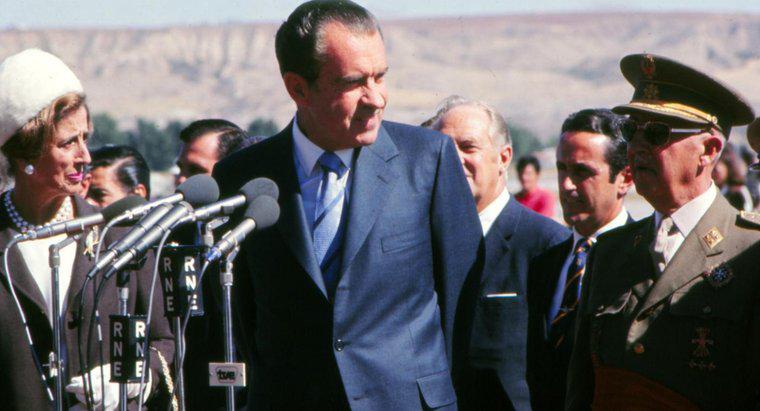 De ce a fost considerat Richard Nixon un președinte rău?