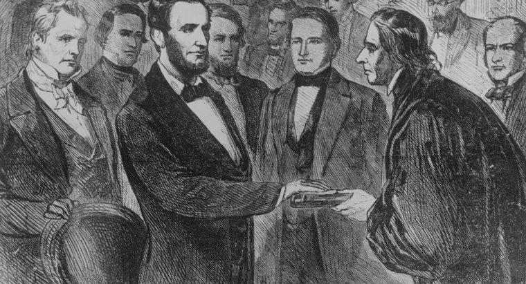 Cât de mulți frați a avut Abraham Lincoln?
