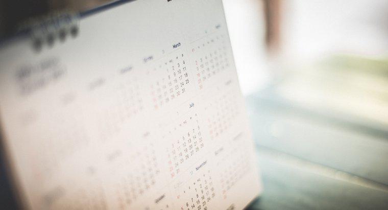 Care luni ale calendarului au cinci săptămâni?