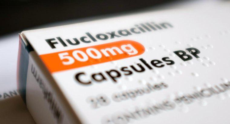 Ce se utilizează flucloxacilina pentru a trata?