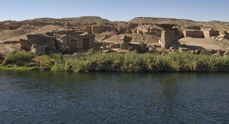 Pentru ce a fost folosit râul Nil?