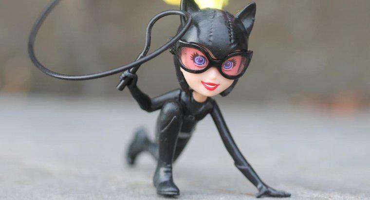 Care sunt puterile Catwoman-ului?