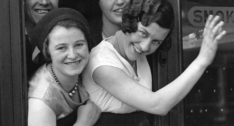 Cum au fost tratate femeile în anii 1930?