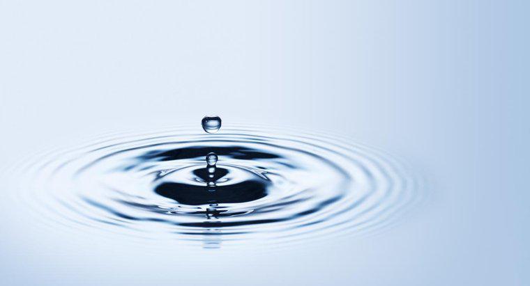 Cât de multe molecule de H2O sunt într-o picătură de apă?