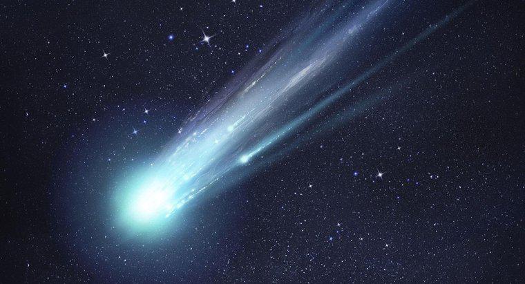 Anul ce Edmond Halley a descoperit Cometa lui Halley?