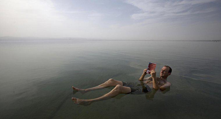 Cum a luat numele său Marea Moartă?