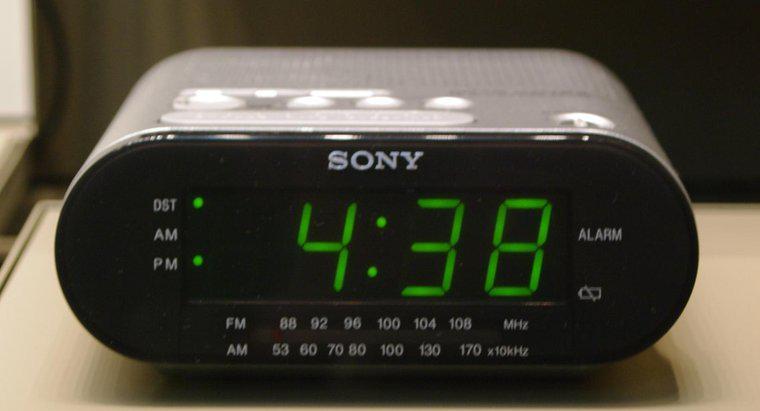 Cum stabiliți un ceas alarma Sony Dream Machine?