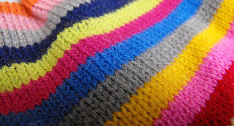 Cum schimbați culorile în timp ce tricotati?