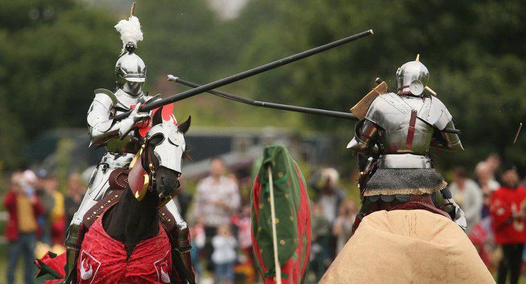 Ce au purtat Cavalerii în Evul Mediu?