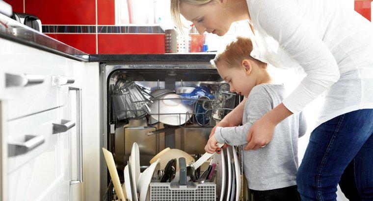 Cum dezactivezi blocarea pentru copii pe o mașină de spălat vase Kitchenaid?