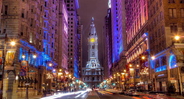 Câte blocuri de oraș din Philadelphia sunt într-un kilometru?