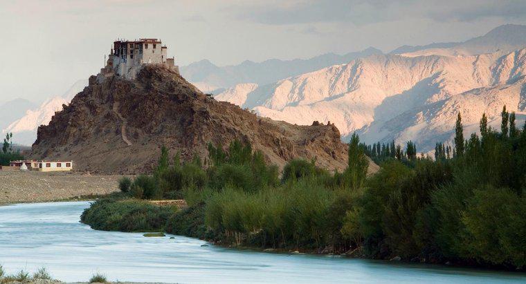 Oare orașele antice ale râului Indus au protecție militară?