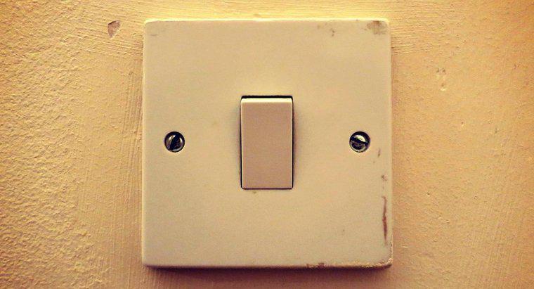 Cum porti un switch de lumina de baza?