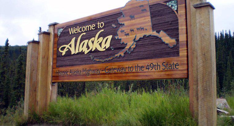 Unde este situată Alaska?