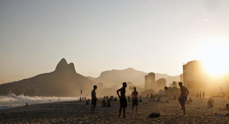 Care sunt lunile care sunt considerate vara în Brazilia?