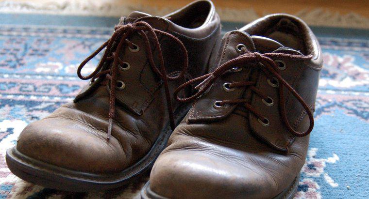 Când au fost inventate primele pantofi?