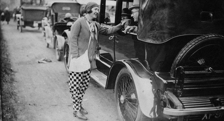 Cine a fost prima femeie care purta pantaloni?