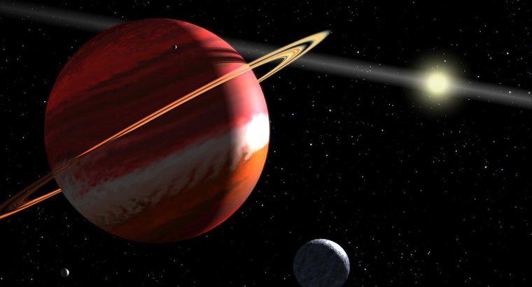 Cât de multe mile este Jupiter de la soare?