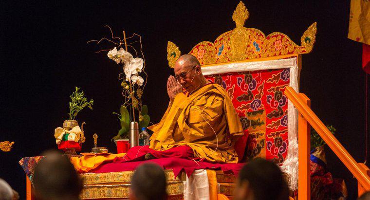 Ce este numit un preot budist?