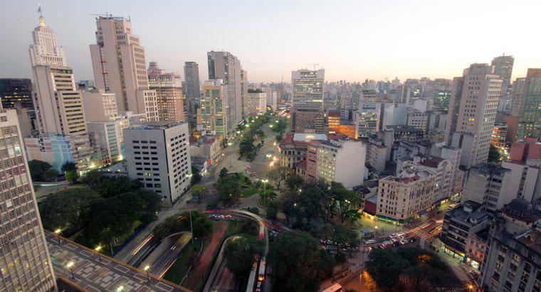 Care sunt cele mai mari orașe din Brazilia?