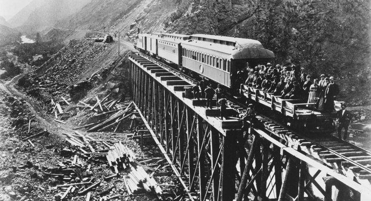 Care a fost calea ferată transcontinentală?