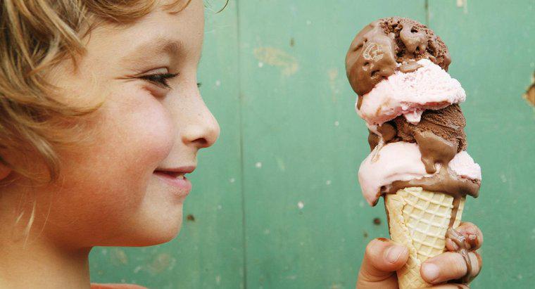 Care este diferența dintre servirea ușoară și înghețată?